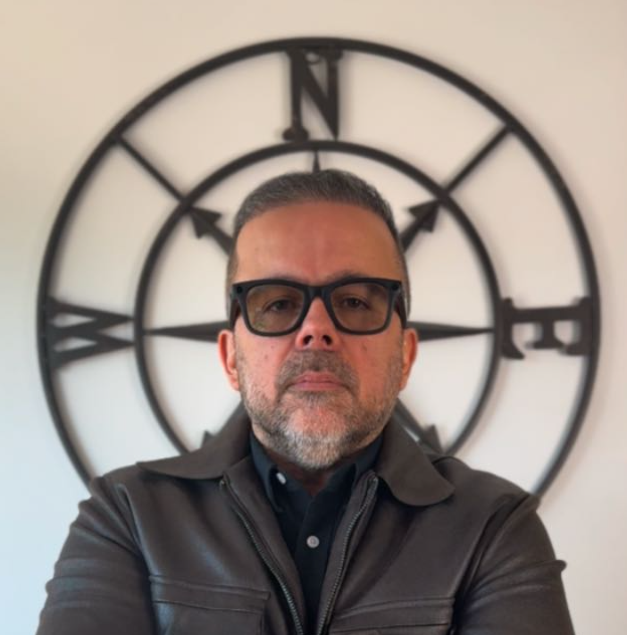 Ulisses Moreira, licensed mortgage broker